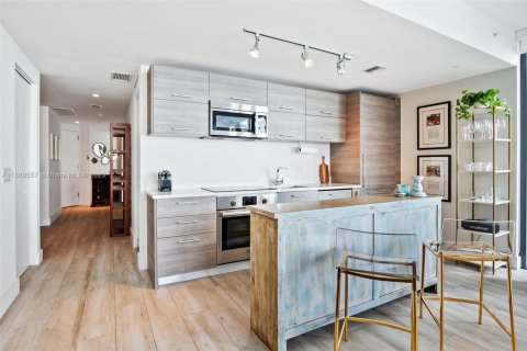 Снять в аренду кондоминиум в Майами, Флорида 1 спальня, 83.43м2, № 1944878 - фото 10