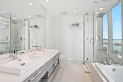 Снять в аренду кондоминиум в Майами, Флорида 1 спальня, 83.43м2, № 1944878 - фото 15