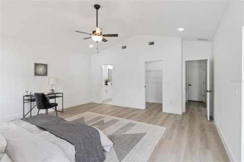 Villa ou maison à vendre à Saint Petersburg, Floride: 3 chambres, 140.1 m2 № 2273041 - photo 16