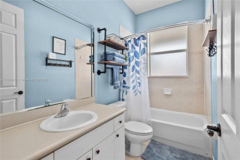 Casa en venta en Homestead, Florida, 4 dormitorios, 212.75 m2 № 1707896 - foto 25