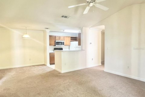 Condo in Tampa, Florida, 2 bedrooms  № 2224856 - photo 18