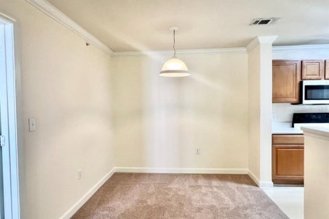 Condo in Tampa, Florida, 2 bedrooms  № 2224856 - photo 17