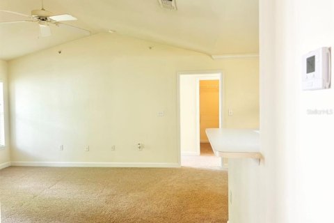 Condo in Tampa, Florida, 2 bedrooms  № 2224856 - photo 12