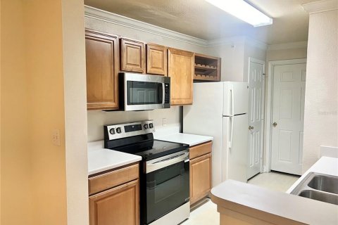 Condo in Tampa, Florida, 2 bedrooms  № 2224856 - photo 19