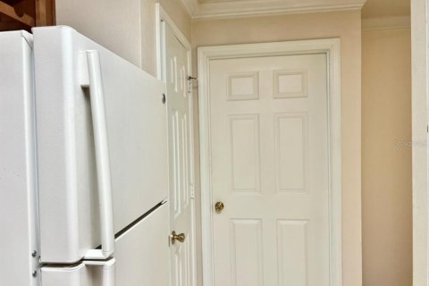 Condo in Tampa, Florida, 2 bedrooms  № 2224856 - photo 27