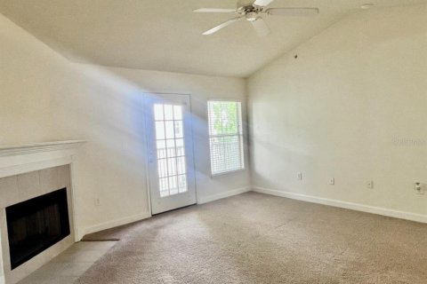 Condo in Tampa, Florida, 2 bedrooms  № 2224856 - photo 13