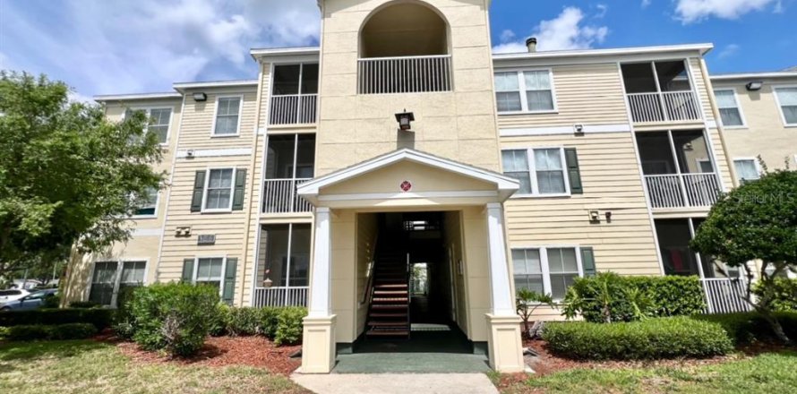 Condo in Tampa, Florida, 2 bedrooms  № 2224856