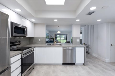 Condominio en venta en Weston, Florida, 2 dormitorios, 120.03 m2 № 1871365 - foto 6