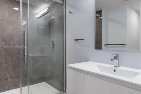 Condominio en venta en Weston, Florida, 2 dormitorios, 120.03 m2 № 1871365 - foto 17