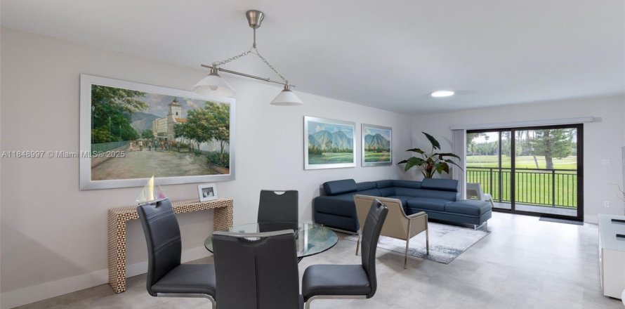 Condominio en Weston, Florida, 2 dormitorios № 1871365