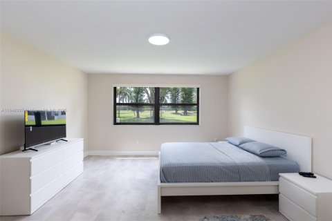 Condominio en venta en Weston, Florida, 2 dormitorios, 120.03 m2 № 1871365 - foto 10