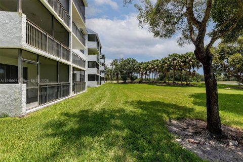 Condominio en venta en Weston, Florida, 2 dormitorios, 120.03 m2 № 1871365 - foto 23