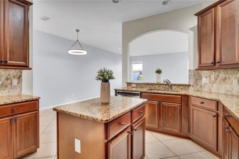 Townhouse in Ocoee, Florida 3 bedrooms, 177.72 sq.m. № 1636888 - photo 21