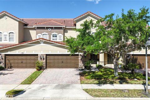 Townhouse in Ocoee, Florida 3 bedrooms, 177.72 sq.m. № 1636888 - photo 1