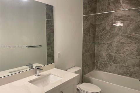 Adosado en alquiler en Deerfield Beach, Florida, 3 dormitorios, 166.02 m2 № 1998848 - foto 16