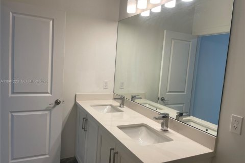 Adosado en alquiler en Deerfield Beach, Florida, 3 dormitorios, 166.02 m2 № 1998848 - foto 15