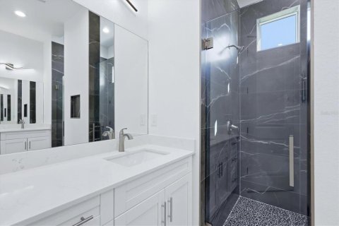 Casa en venta en Port Charlotte, Florida, 3 dormitorios, 182.18 m2 № 2431792 - foto 30