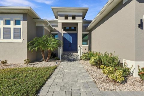 Casa en venta en Port Charlotte, Florida, 3 dormitorios, 182.18 m2 № 2431792 - foto 2