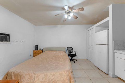 Villa ou maison à vendre à Miami, Floride: 3 chambres, 142.98 m2 № 1941641 - photo 30