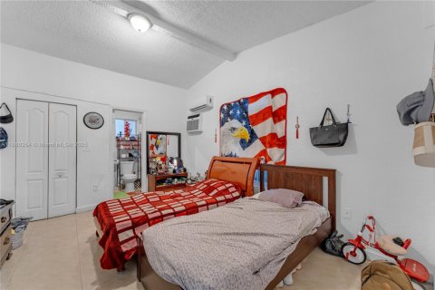 Villa ou maison à vendre à Miami, Floride: 3 chambres, 142.98 m2 № 1941641 - photo 27
