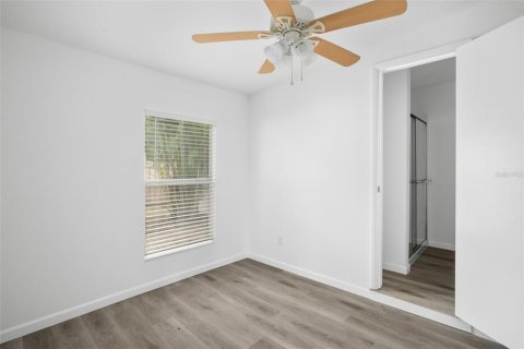 Commercial property in Orlando, Florida 6 bedrooms, 251.77 sq.m. № 2235536 - photo 24