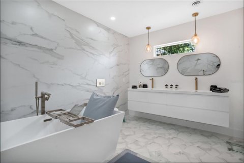 Villa ou maison à vendre à Orlando, Floride: 4 chambres, 214.6 m2 № 2423990 - photo 29