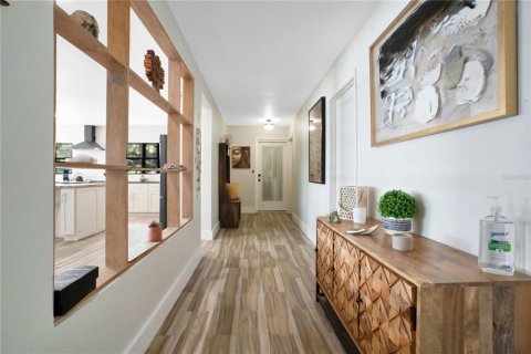 Villa ou maison à vendre à Orlando, Floride: 4 chambres, 214.6 m2 № 2423990 - photo 6
