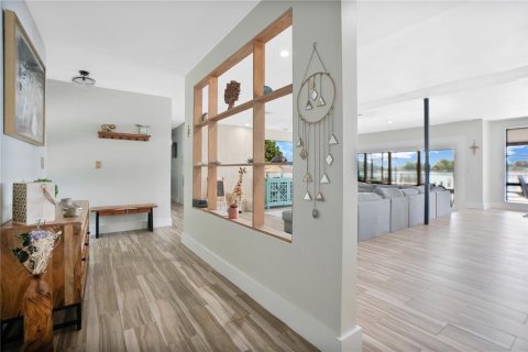 Villa ou maison à vendre à Orlando, Floride: 4 chambres, 214.6 m2 № 2423990 - photo 8