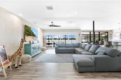 Villa ou maison à vendre à Orlando, Floride: 4 chambres, 214.6 m2 № 2423990 - photo 17