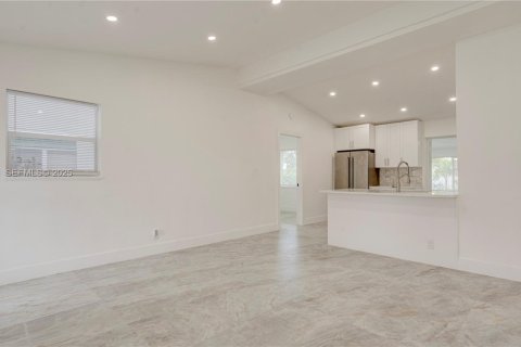 Villa ou maison à vendre à Fort Lauderdale, Floride: 3 chambres, 113.15 m2 № 1984393 - photo 11