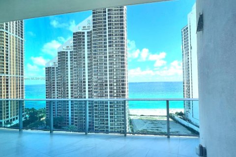 Apartment in Sunny Isles Beach, Florida 2 bedrooms, 210.05 sq.m. № 1968817 - photo 6
