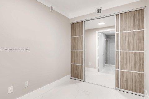 Copropriété à vendre à Miami, Floride: 1 chambre, 90.95 m2 № 2042079 - photo 5