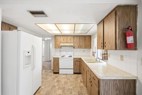 Casa en venta en Port Richey, Florida, 3 dormitorios, 110 m2 № 2100717 - foto 10