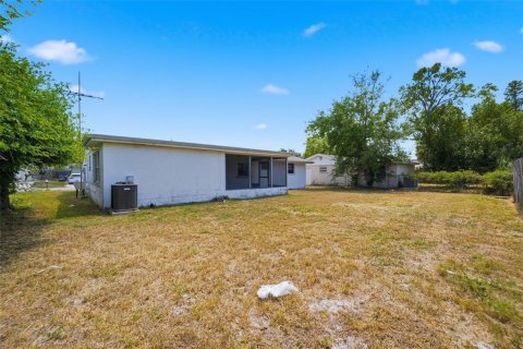 Casa en venta en Port Richey, Florida, 3 dormitorios, 110 m2 № 2100717 - foto 27