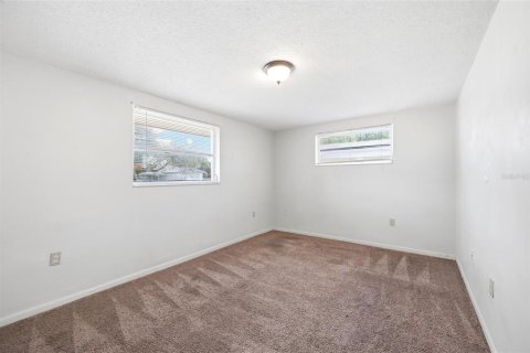 Casa en venta en Port Richey, Florida, 3 dormitorios, 110 m2 № 2100717 - foto 18