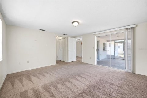 Casa en venta en Port Richey, Florida, 3 dormitorios, 110 m2 № 2100717 - foto 15