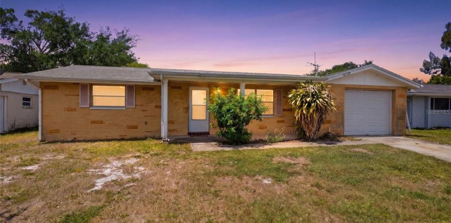 Casa en Port Richey, Florida 3 dormitorios, 110 m2 № 2100717