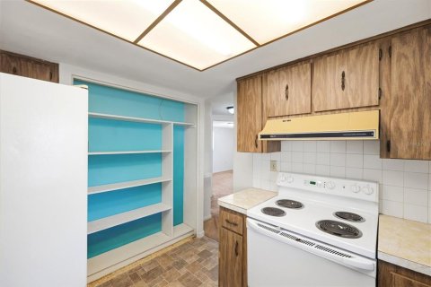 Casa en venta en Port Richey, Florida, 3 dormitorios, 110 m2 № 2100717 - foto 13