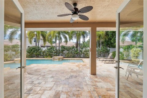 House in Coral Springs, Florida 4 bedrooms, 210.7 sq.m. № 1688805 - photo 19