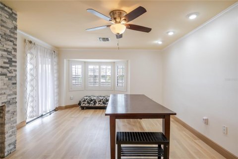 Townhouse in Tampa, Florida 3 bedrooms, 165.18 sq.m. № 1912165 - photo 22