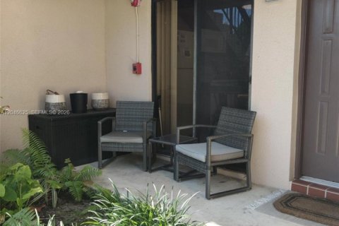 Condo in Boca Raton, Florida, 2 bedrooms № 2192187 - photo 5