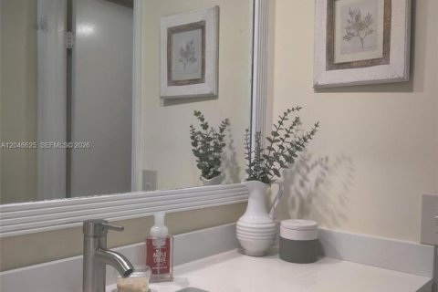 Condo in Boca Raton, Florida, 2 bedrooms № 2192187 - photo 16