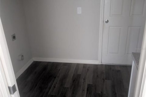 House in Lakeland, Florida 3 bedrooms, 144.18 sq.m. № 2207569 - photo 12