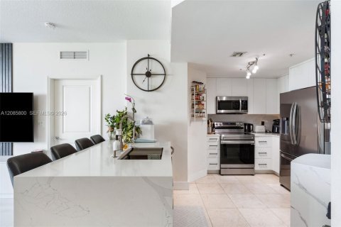 Condo à North Bay Village, Floride, 2 chambres № 2357045