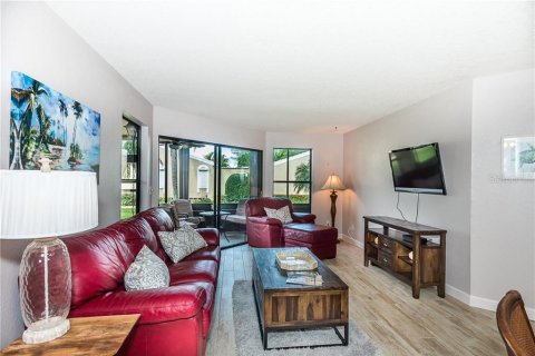Copropriété à louer à Punta Gorda, Floride: 2 chambres, 108.51 m2 № 213506 - photo 7