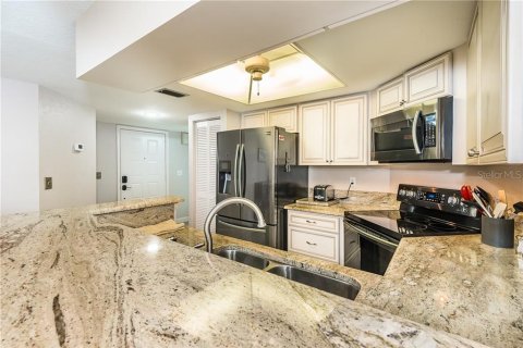 Copropriété à louer à Punta Gorda, Floride: 2 chambres, 108.51 m2 № 213506 - photo 14