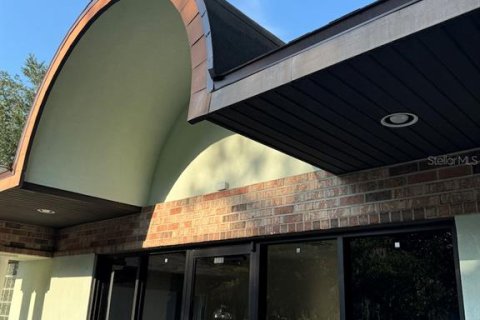 Propiedad comercial en venta en Gainesville, Florida, 384.43 m2 № 1915291 - foto 5