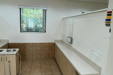 Propiedad comercial en venta en Gainesville, Florida, 384.43 m2 № 1915291 - foto 25