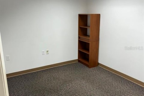 Propiedad comercial en venta en Gainesville, Florida, 384.43 m2 № 1915291 - foto 15