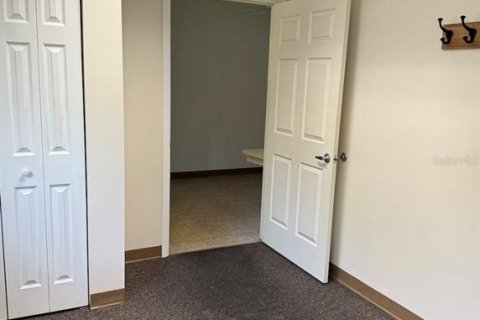 Propiedad comercial en venta en Gainesville, Florida, 384.43 m2 № 1915291 - foto 12